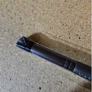 Vasanti Concealer Buffer Brush